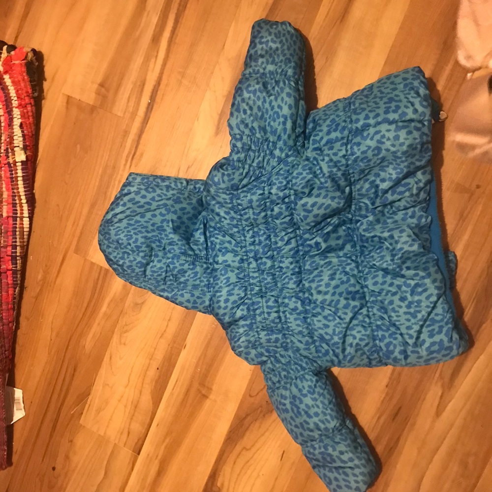 Girls Jacket 🧥 - Picture 6 of 7